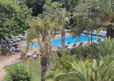 Ausblick auf den Pool im Workation Mallorca